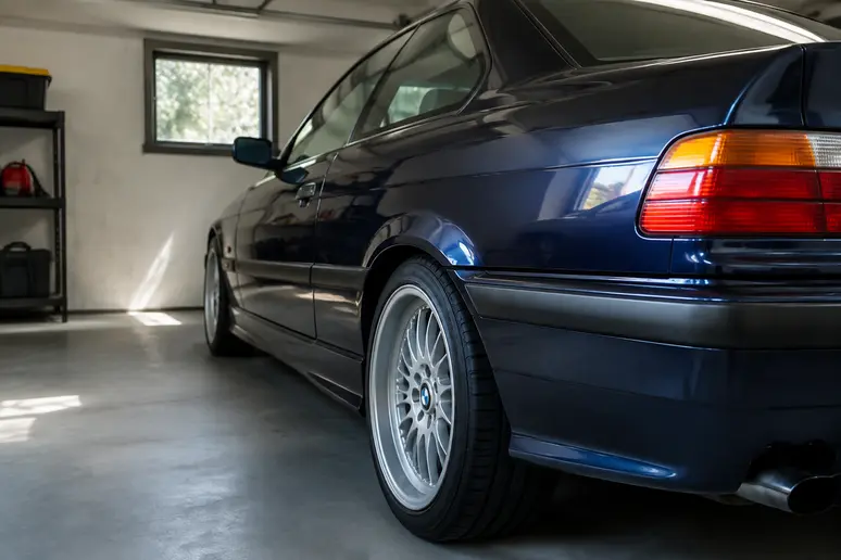 Stationnement en garage fermé exigé par les contrats d'assurance youngtimer